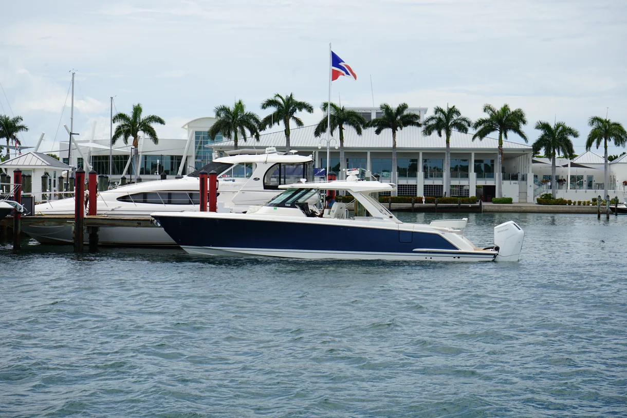 Sarasota waterfront and coastal service corridor for Wheelhouse Marine Care