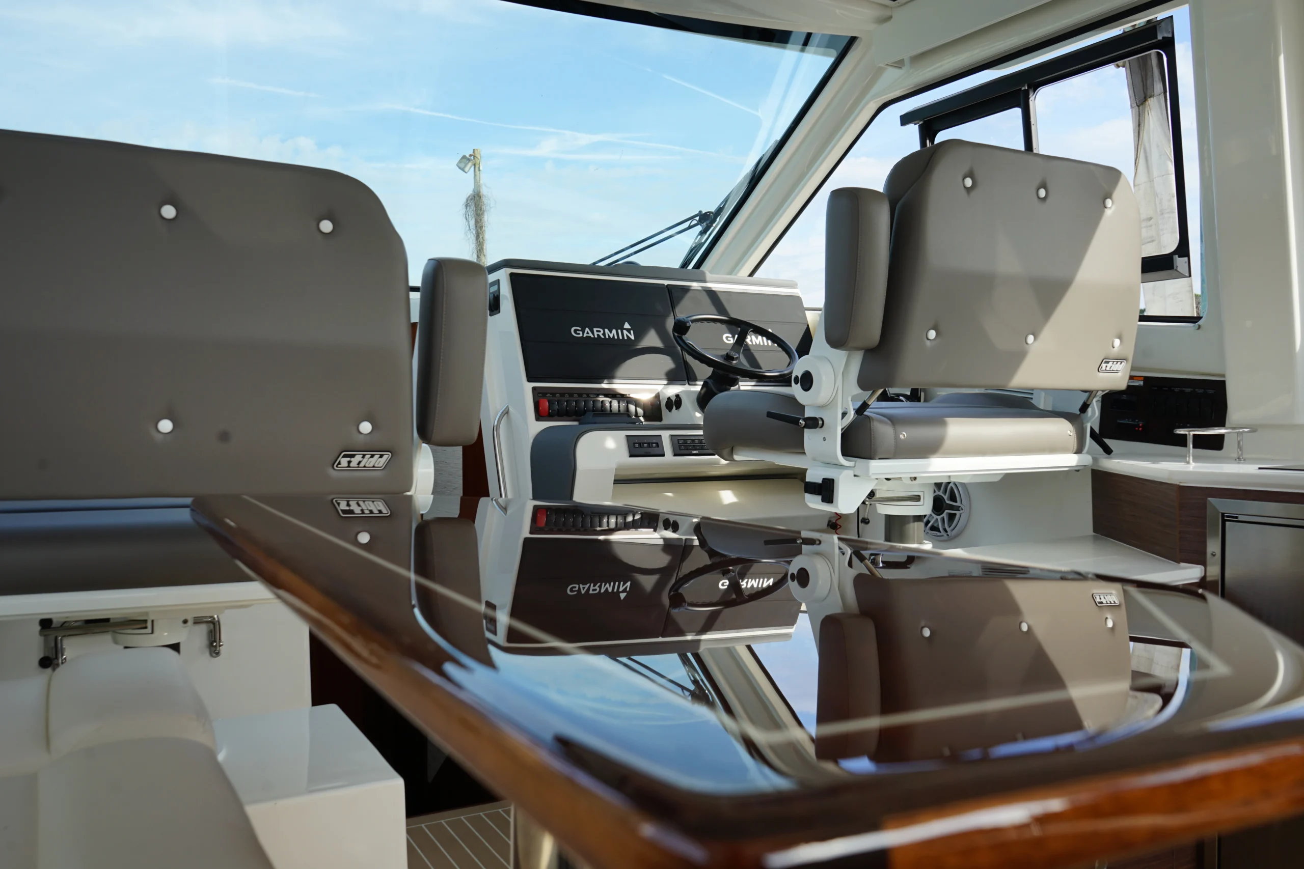 Yacht helm and onboard systems under Wheelhouse Marine Care management