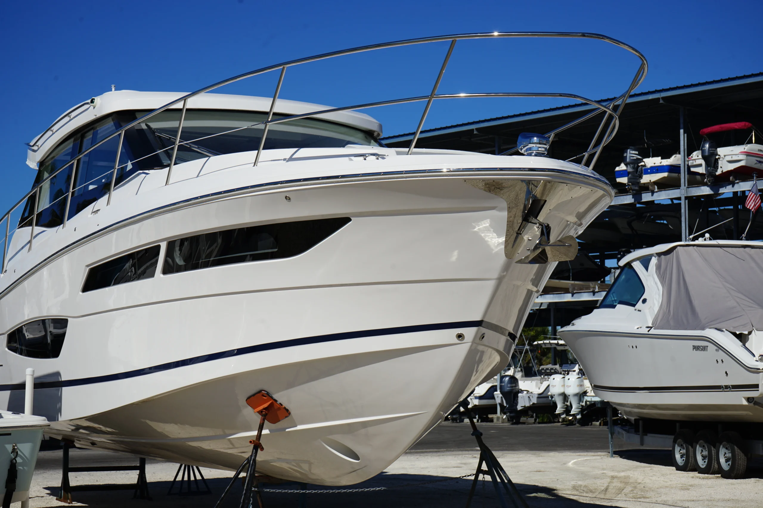 Pre-storm line and chafe-guard setup on a Longboat Key vessel